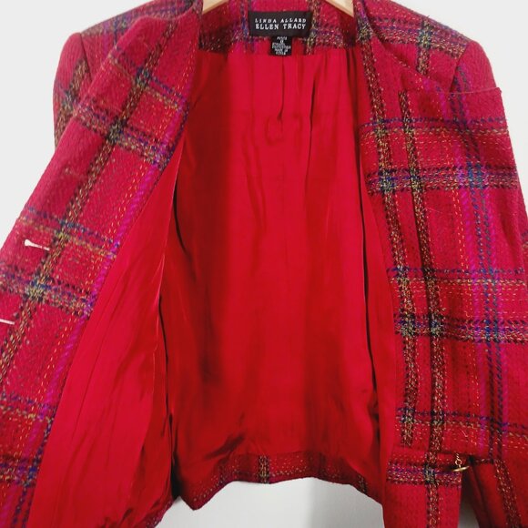 Linda Allard Ellen Tracy 8P Red Plaid Tweed Jacket Gold Buttons w/ Chain Classic - Picture 5 of 16
